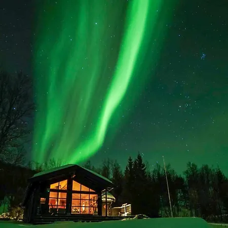 Fairytale Staycation - Jacuzzi, Boat & Sauna Holiday home