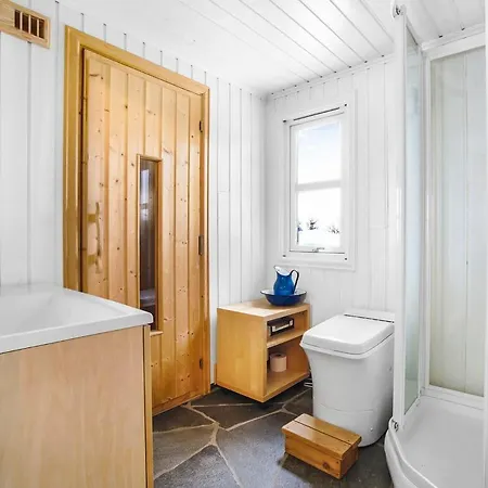 Fairytale Staycation - Jacuzzi, Boat & Sauna Semesterbostad *