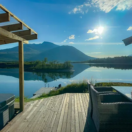 Fairytale Staycation - Jacuzzi, Boat & Sauna