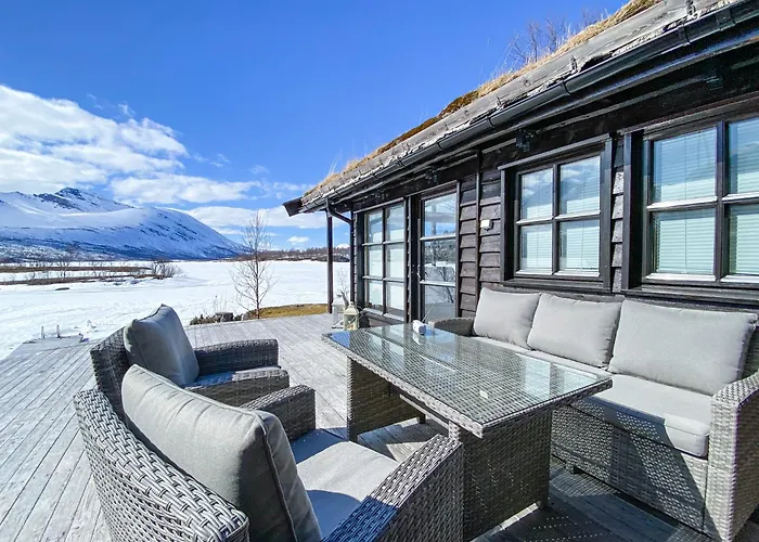 Fairytale Staycation - Jacuzzi, Boat & Sauna Holiday home