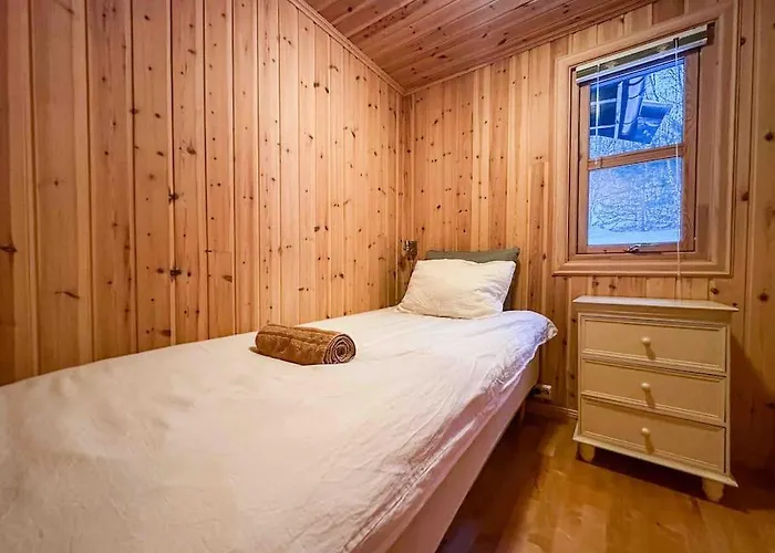 Fairytale Staycation - Jacuzzi, Boat & Sauna Holiday home Bjorkli