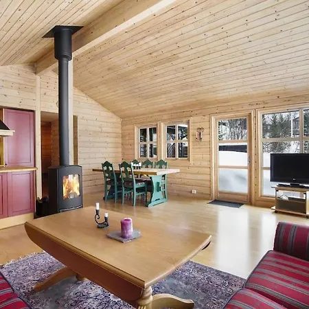 Fairytale Staycation - Jacuzzi, Boat & Sauna Bjorkli