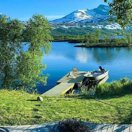 Fairytale Staycation - Jacuzzi, Boat & Sauna * Bjorkli